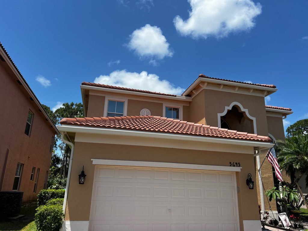 Gutter Installation and Replacement 11 service single images