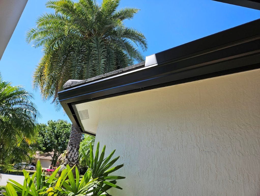 Gutter Installation and Replacement 5 service single images