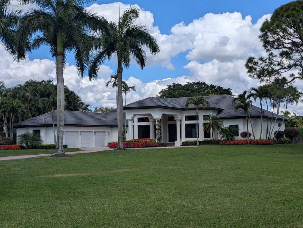 PXL 20250227 170732997