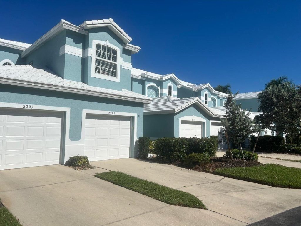 Home 5 images service